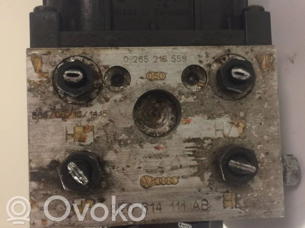 Volkswagen PASSAT B5 ABS Blokas 
