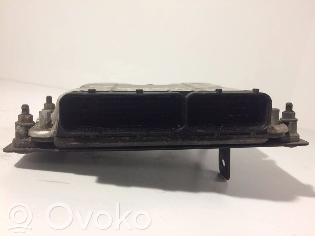 Engine control unit/module   P04727665AB,0281011064