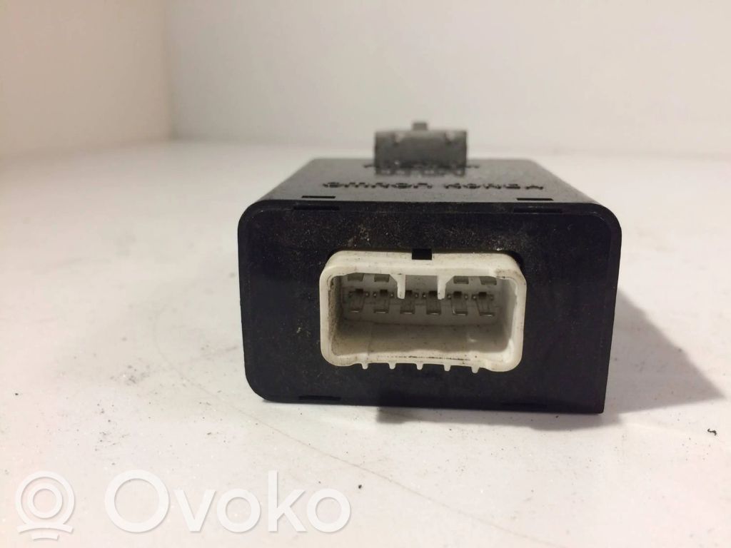 Hyundai Matrix Window wiper relay 