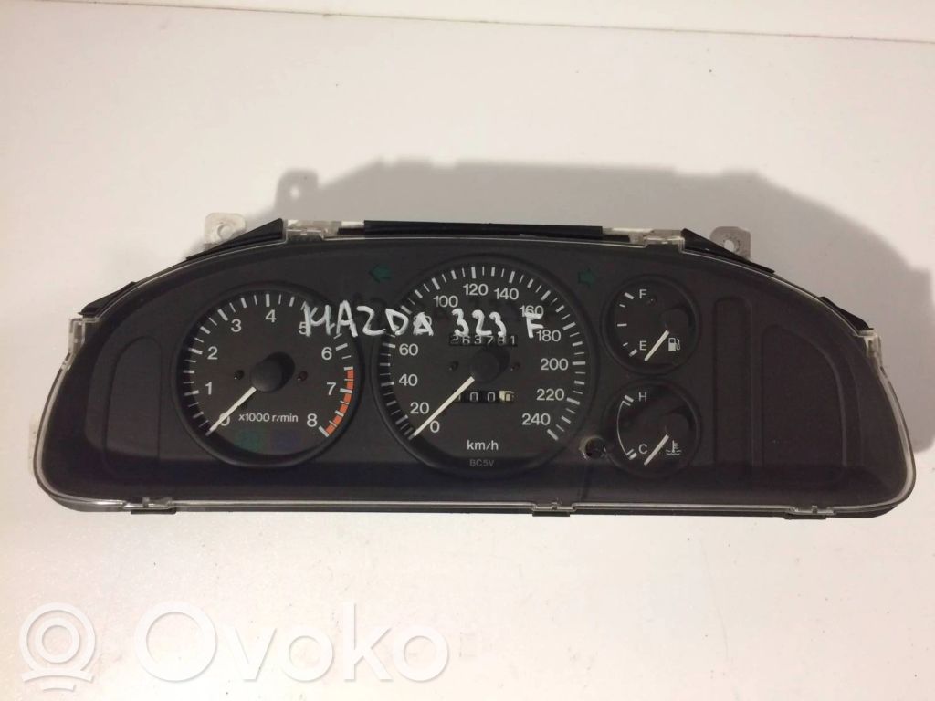 Mazda 323 F Speedometer (instrument cluster) 