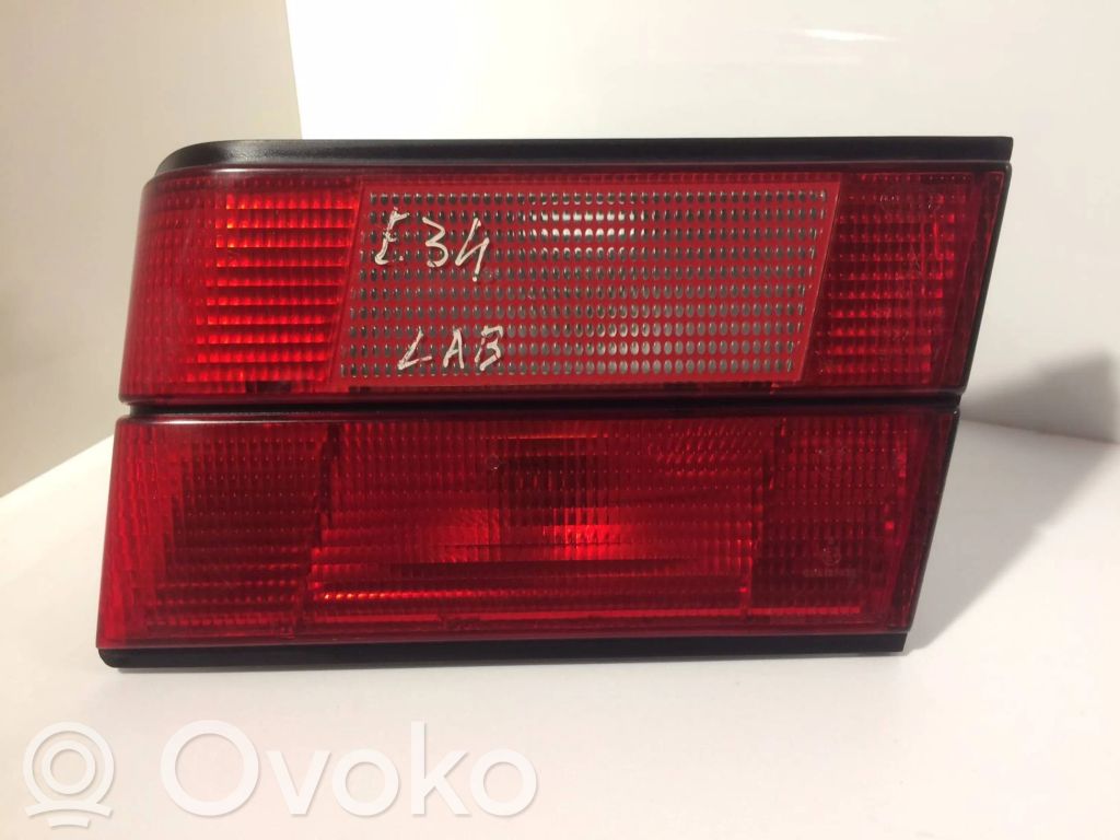 BMW 5 E34 Tailgate rear/tail lights 
