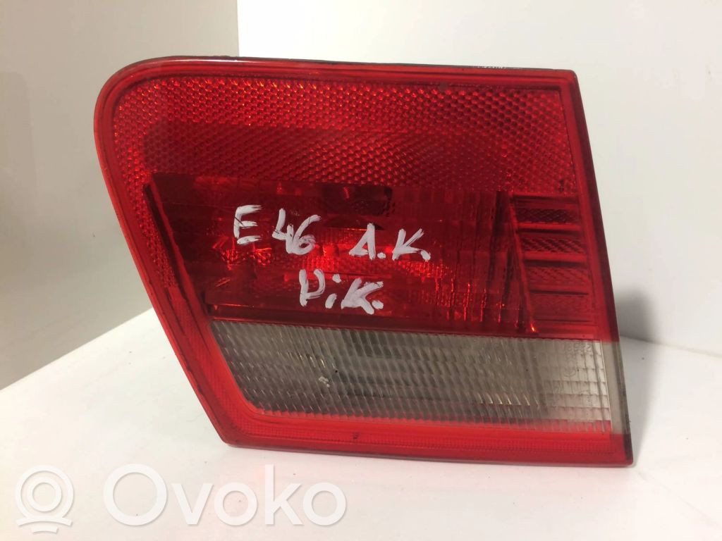 BMW 3 E46 Tailgate rear/tail lights 
