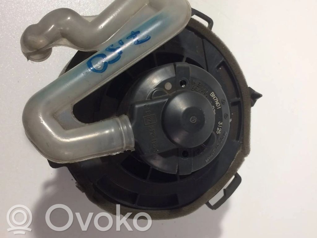 Mazda 3 I Mazā radiatora ventilators 