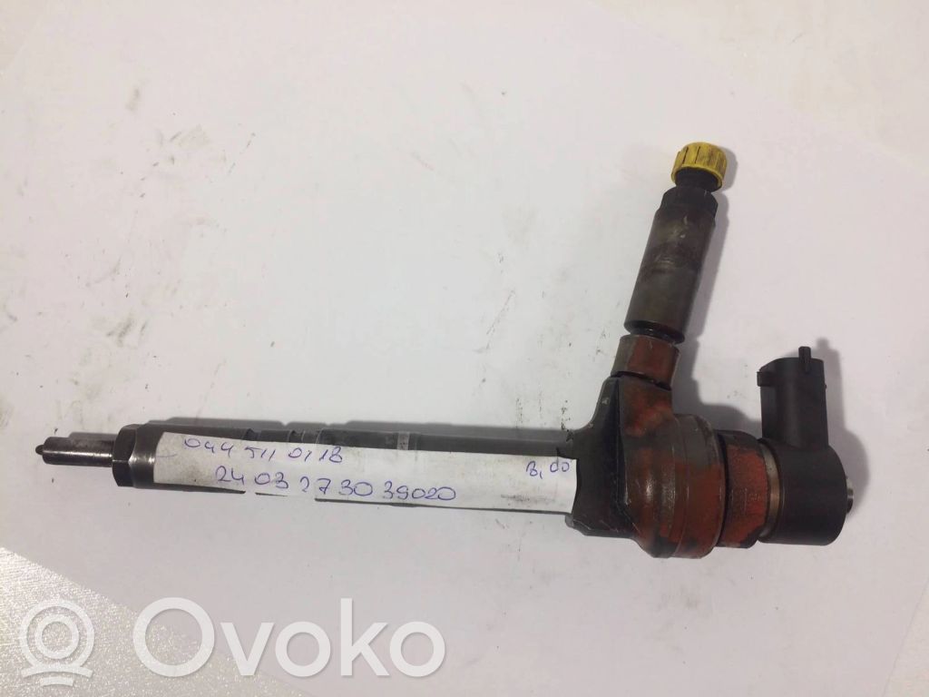 Opel Astra H Inyector de combustible 