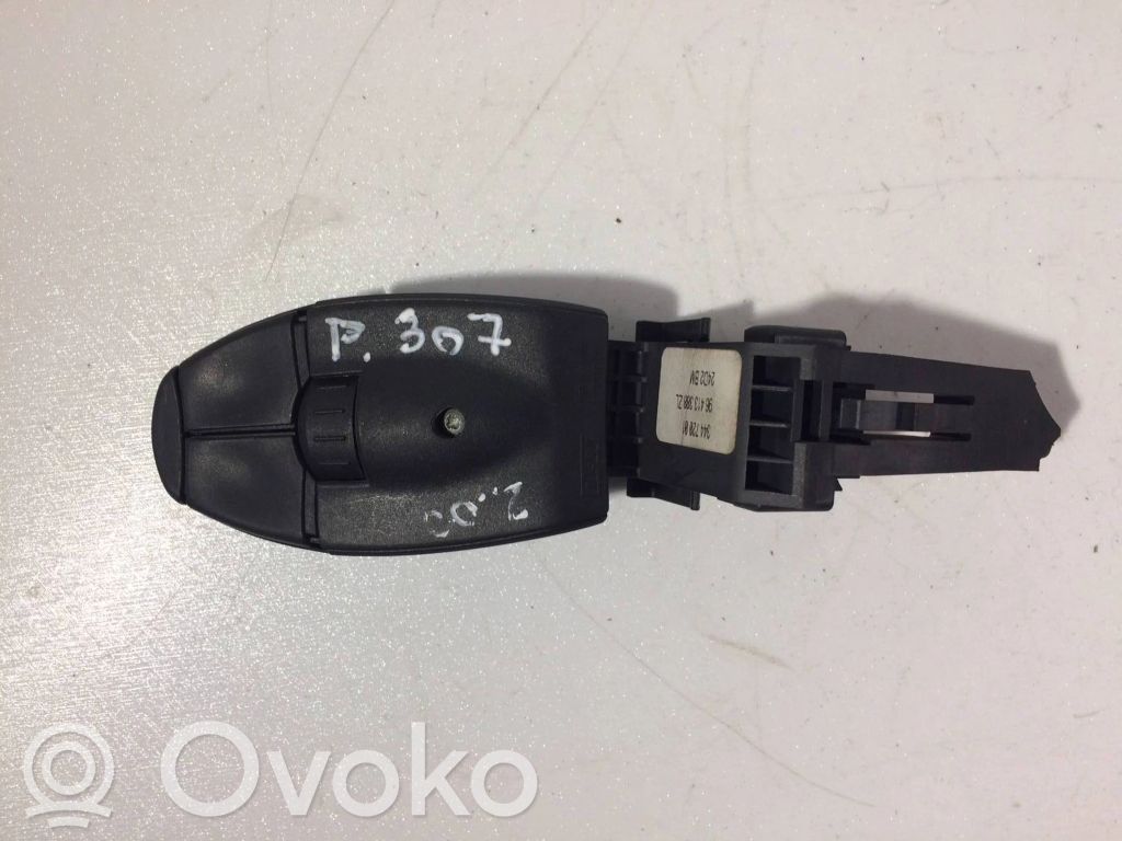 Peugeot 307 Interruptor de control multifunción 
