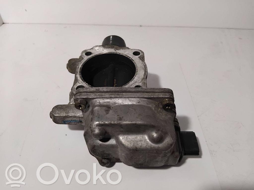 Mitsubishi Galant Throttle valve 