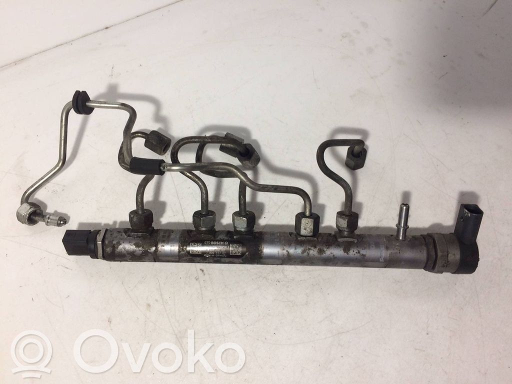 BMW 1 E81 E87 Polttoainepääputki 