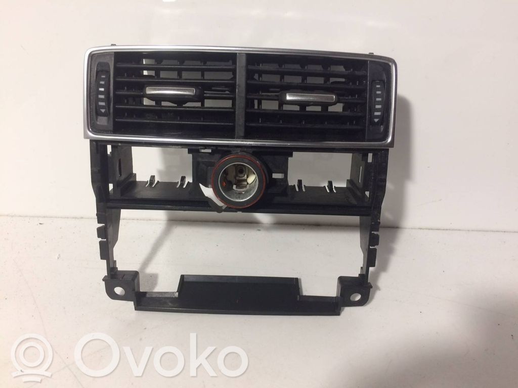 Audi A8 S8 D3 4E Oro grotelės gale 