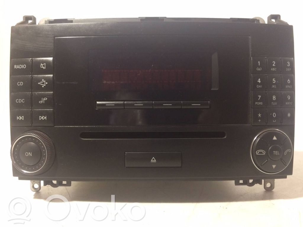 Mercedes-Benz A W169 Panel / Radioodtwarzacz CD/DVD/GPS 