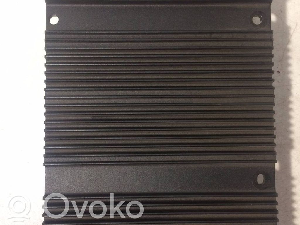 Volvo V50 Garso stiprintuvas 