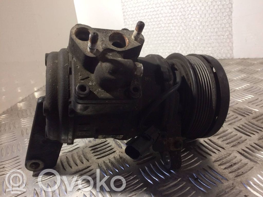 Ilmastointilaitteen kompressorin pumppu (A/C)   MC4472005672,10PA17J,7U15449