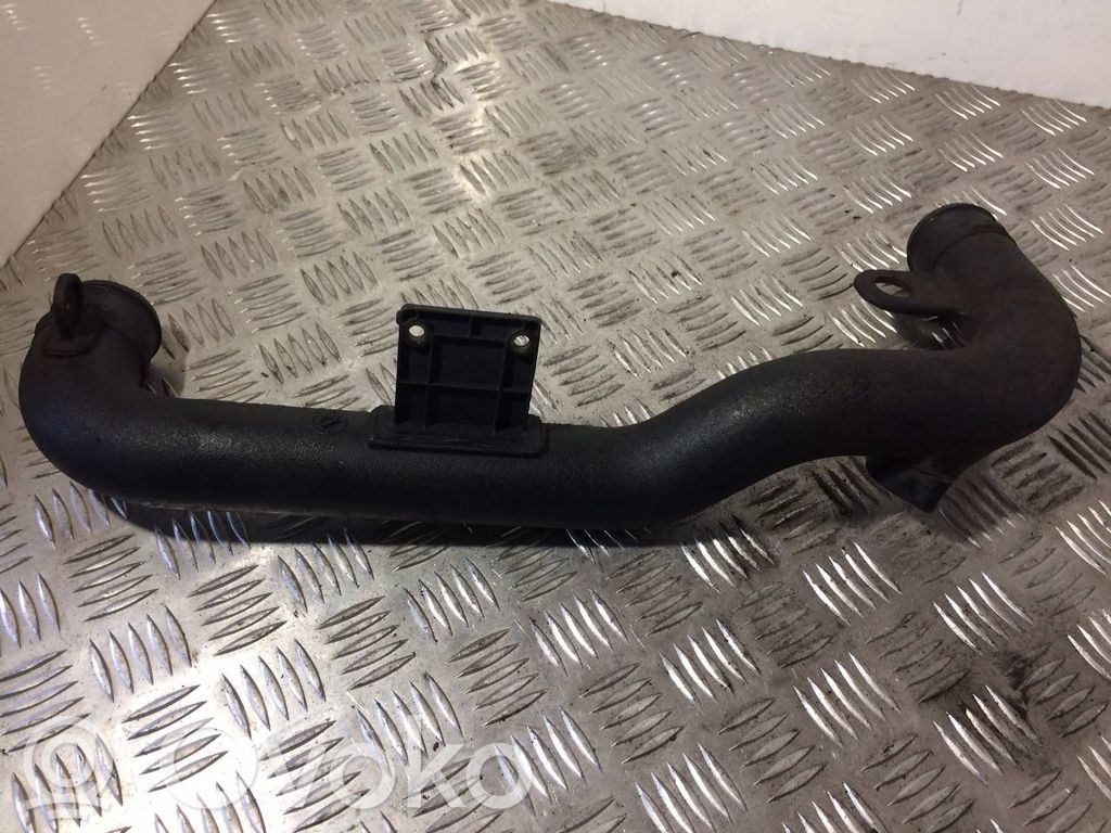 Volkswagen PASSAT B5 Intercooler hose/pipe 