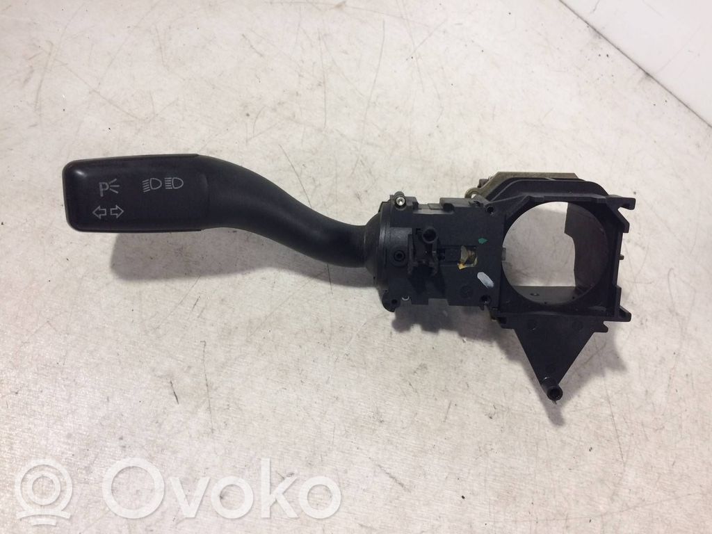 Audi A4 S4 B7 8E 8H Indicator stalk 