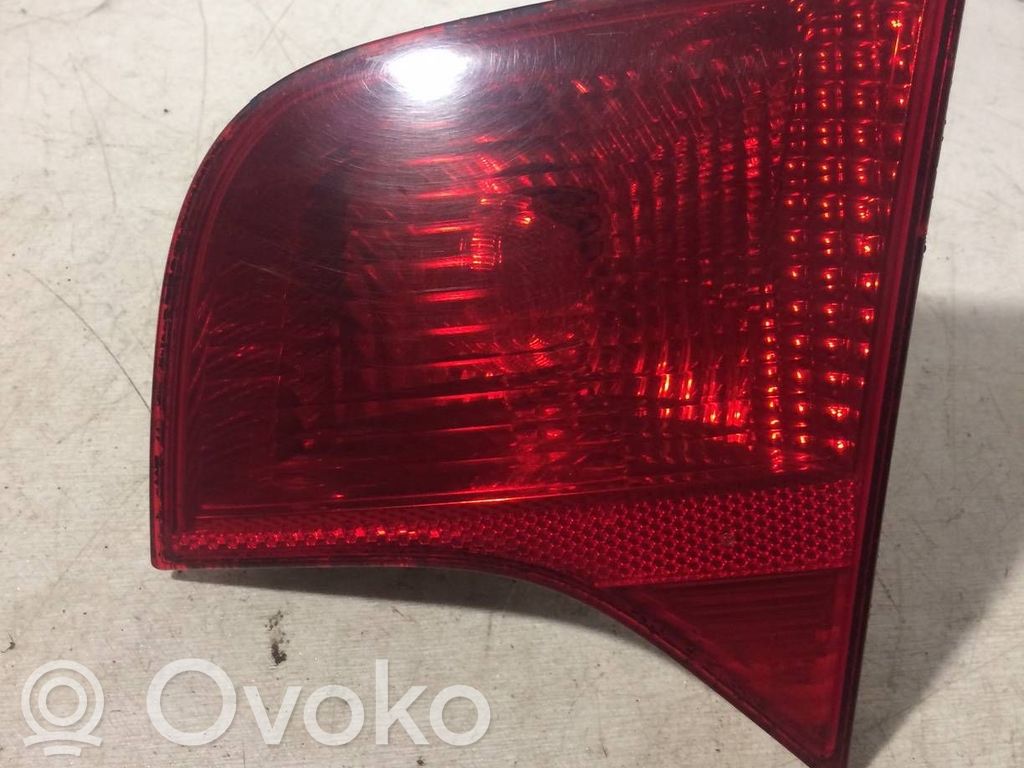 Audi A4 S4 B7 8E 8H Takaluukun takavalot 