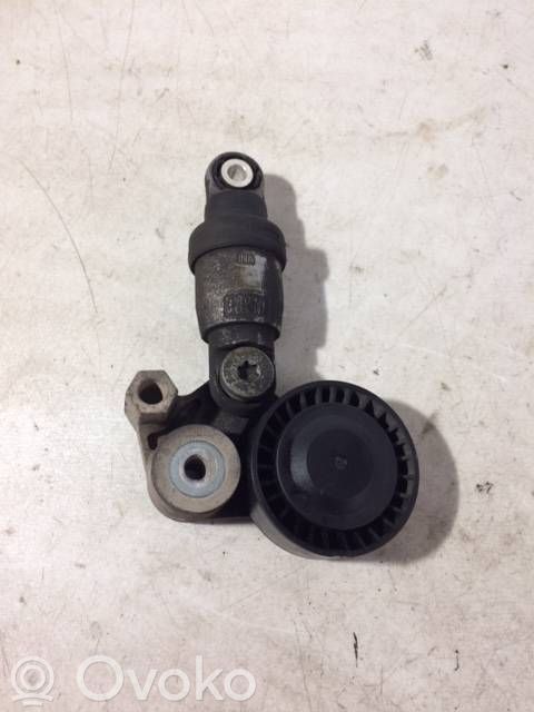 Mazda CX-5 Napinacz paska alternatora 