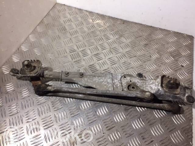 Subaru Tribeca Front wiper linkage 