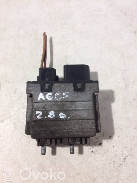 Audi A6 S6 C5 4B Relé del ventilador del refrigerador 