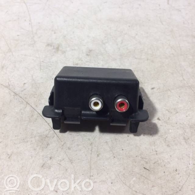 Citroen Berlingo Enchufe conector entrada auxiliar 