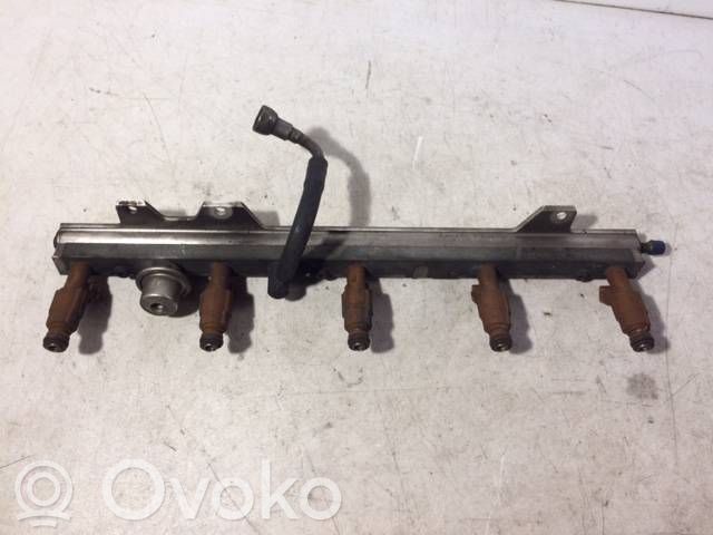 Volvo S60 Polttoainesuutinsarja 