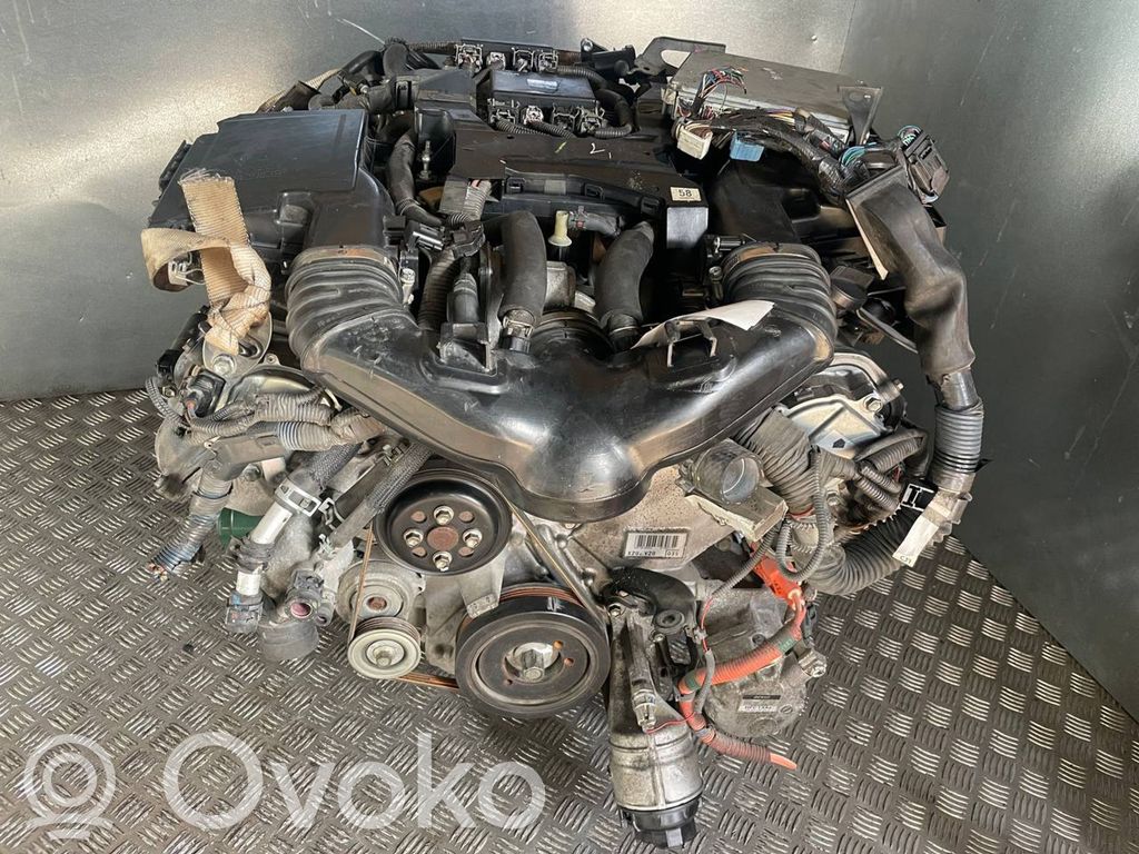 Lexus LS 460 - 600H Engine 