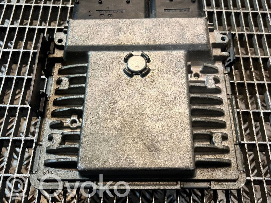 Volkswagen Polo V 6R Engine control unit/module 