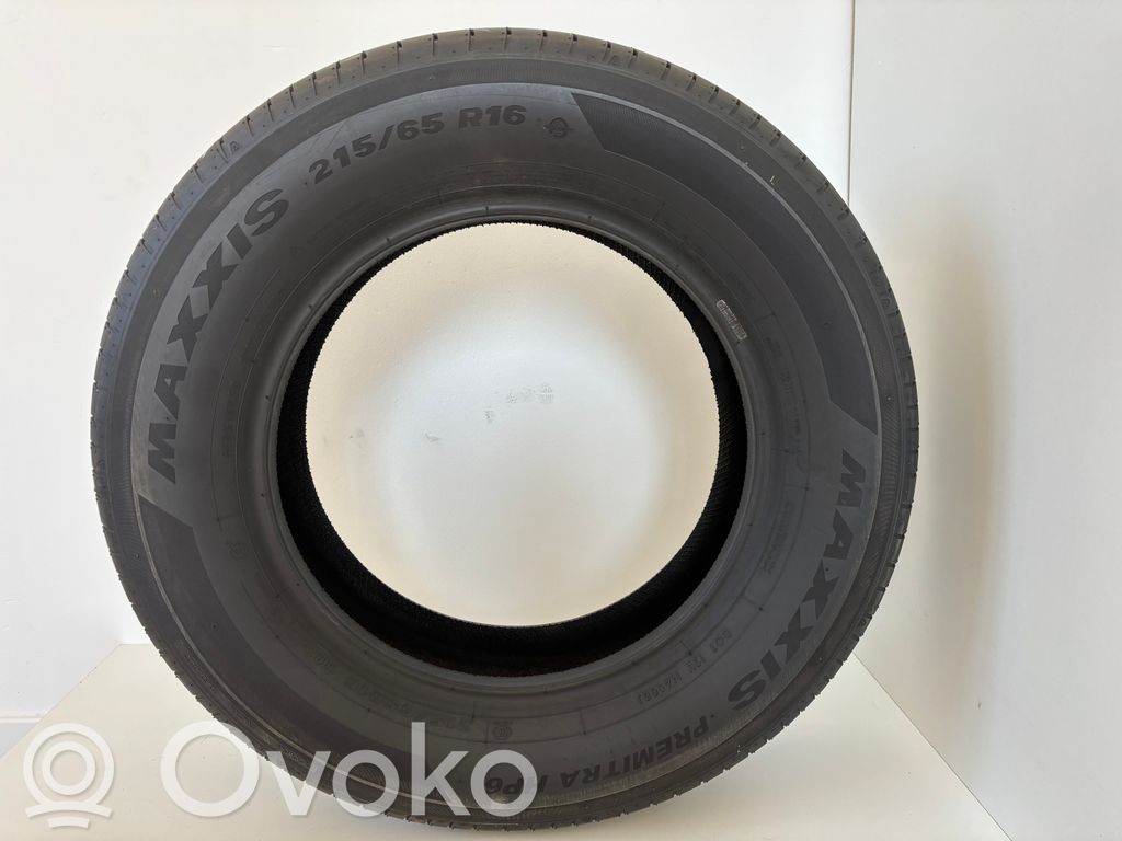 Neumático de verano R16