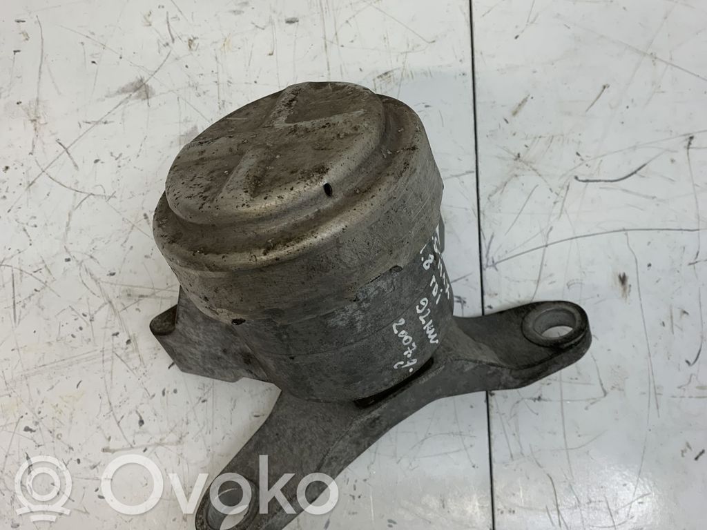 Ford S-MAX Engine mount bracket 