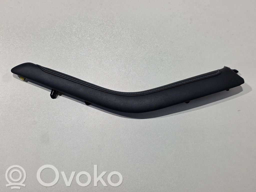 Lexus CT 200H Panel trim 