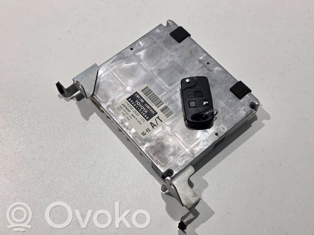 Lexus IS 200-300 Engine control unit/module 