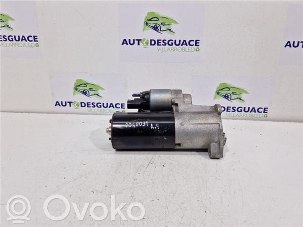 Audi A4 S4 B5 8D Starteris 