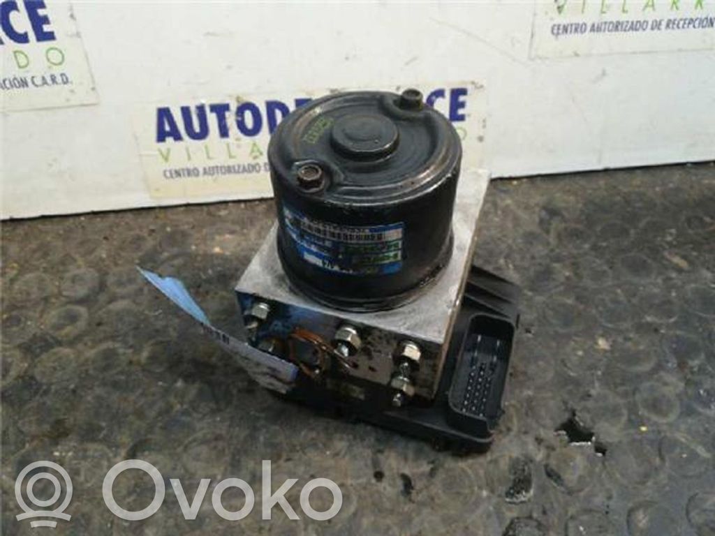 Unidad de control/módulo del ABS   424AAA1A103