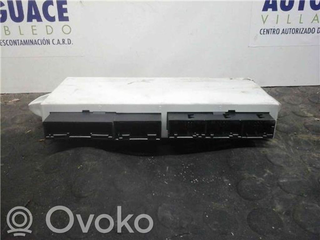 BMW 7 E38 Mukavuusmoduuli 