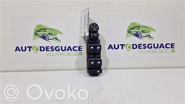 Opel Crossland X Przyciski szyb 