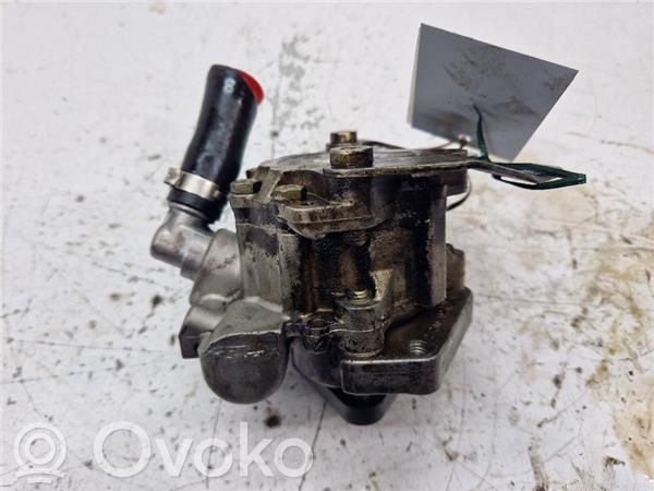 BMW 5 E34 Power steering pump 