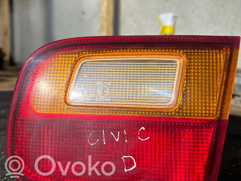 Honda Civic Tailgate rear/tail lights 