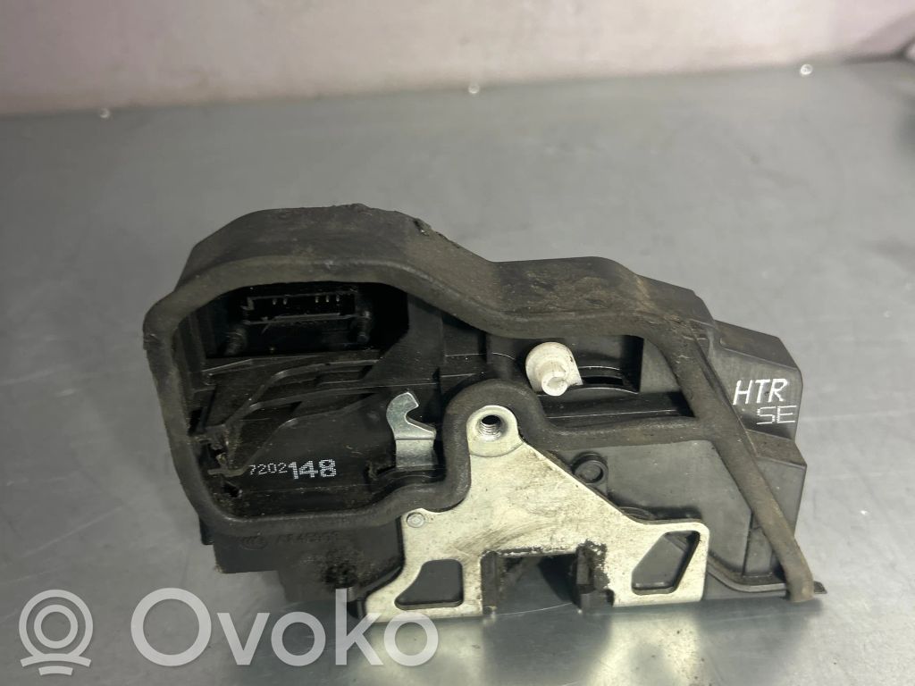 BMW 3 E90 E91 Zamek drzwi tylnych 