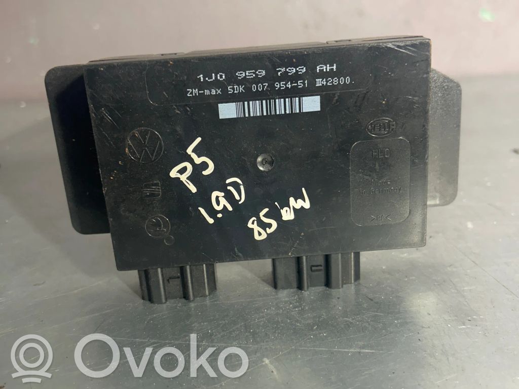 Volkswagen PASSAT B5 Mukavuusmoduuli 