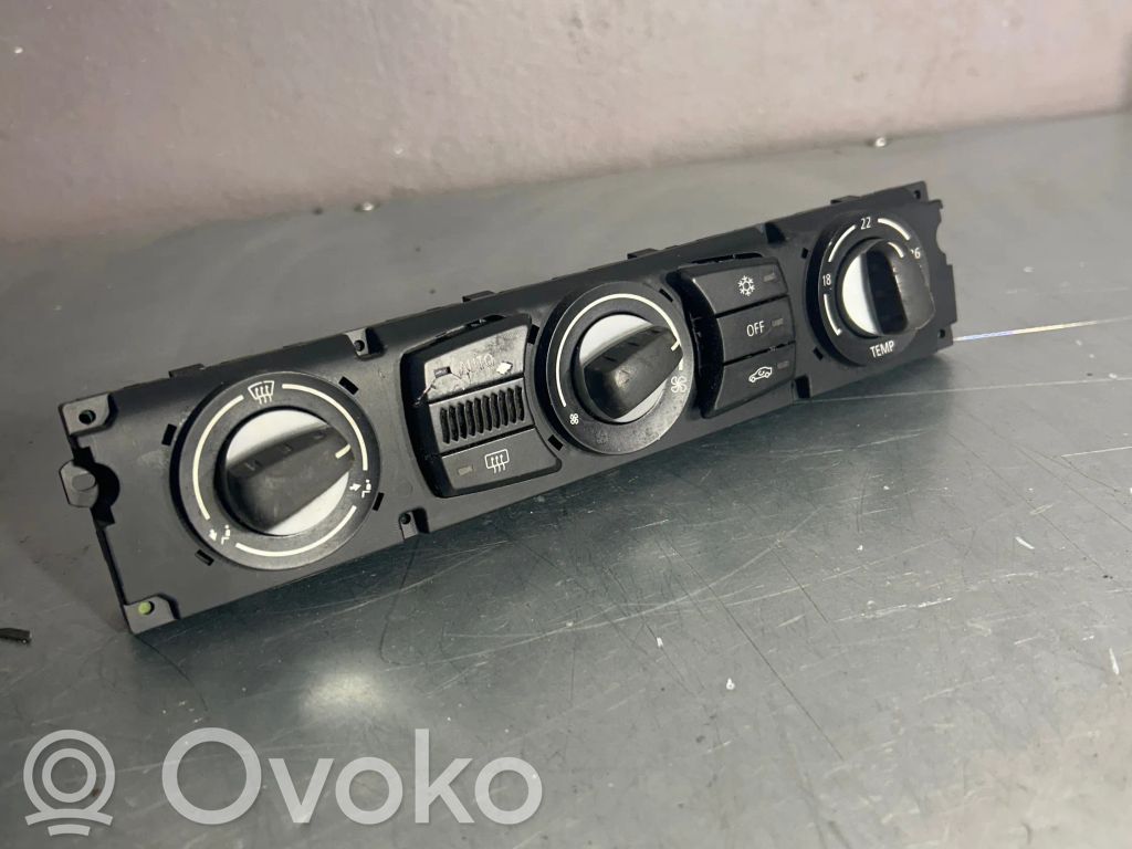 BMW 5 E60 E61 Climate control unit 