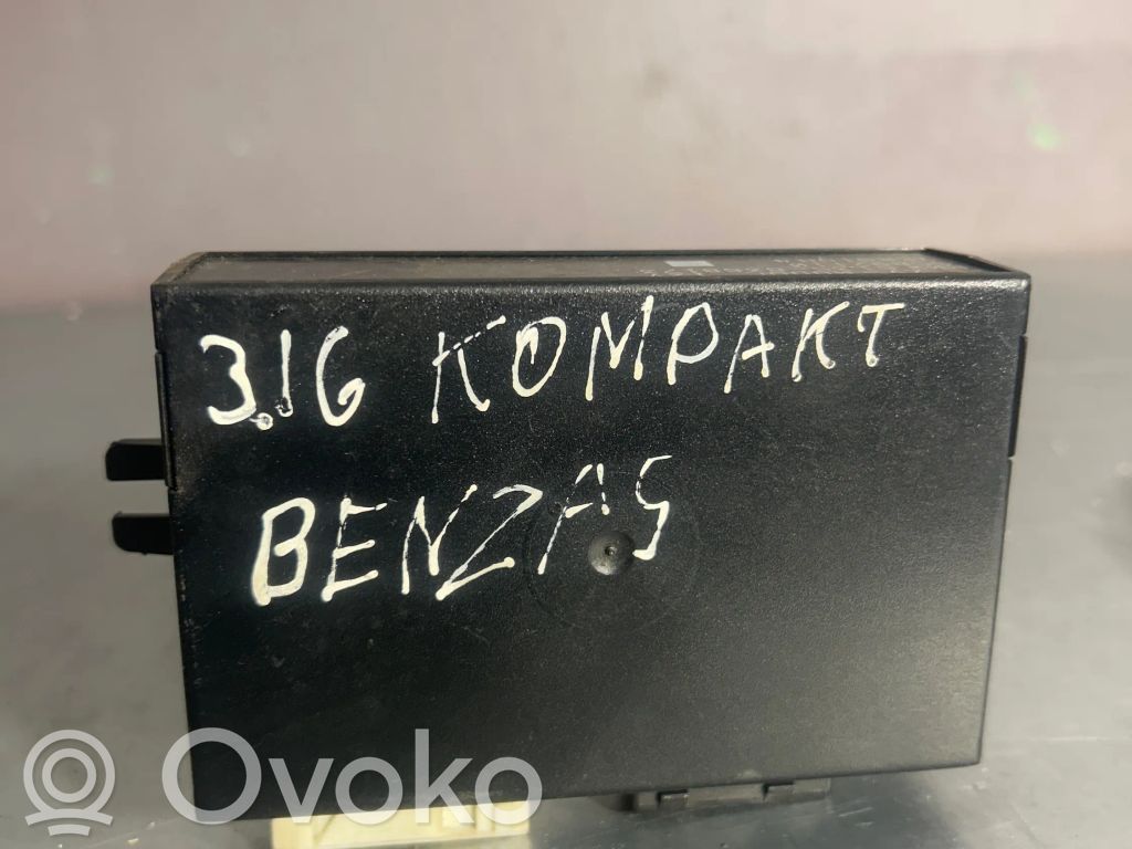 BMW 3 E36 Centrinio užrakto valdymo blokas 