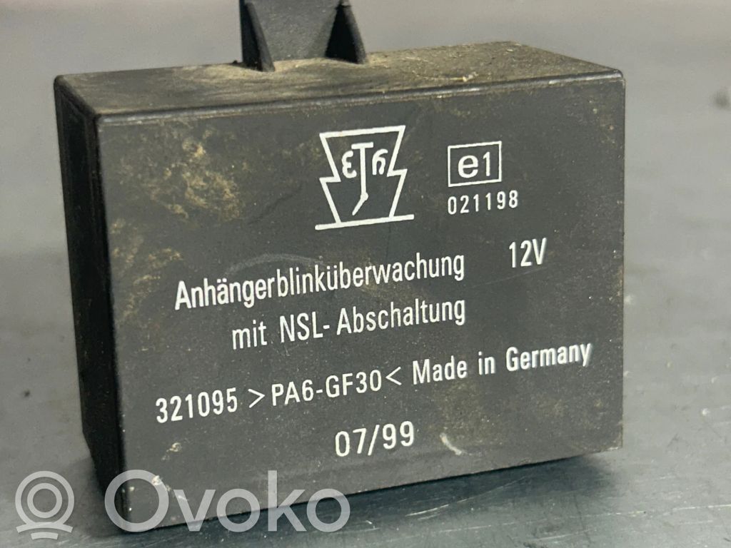 Audi A6 S6 C5 4B Airbagsensor Crashsensor Drucksensor 