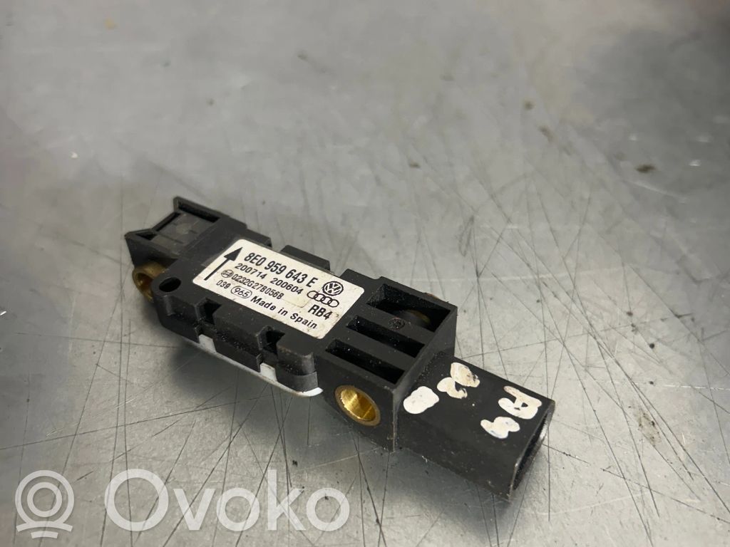 Audi A4 S4 B6 8E 8H Airbagsensor Crashsensor Drucksensor 