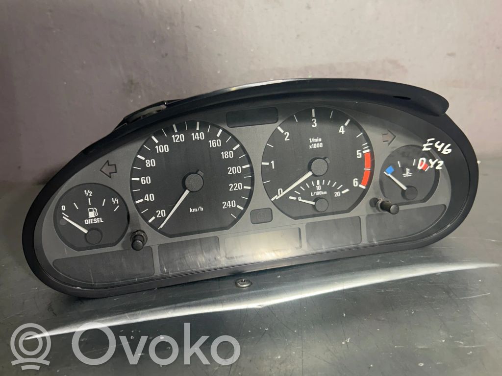 Speedometer (instrument cluster)   4117708,579048,030522,0263639160