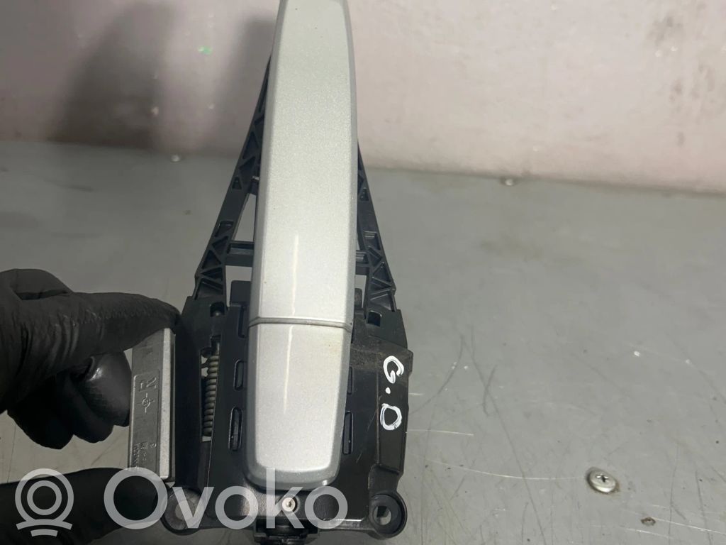 Opel Astra J Klamka zewnętrzna drzwi przednich 