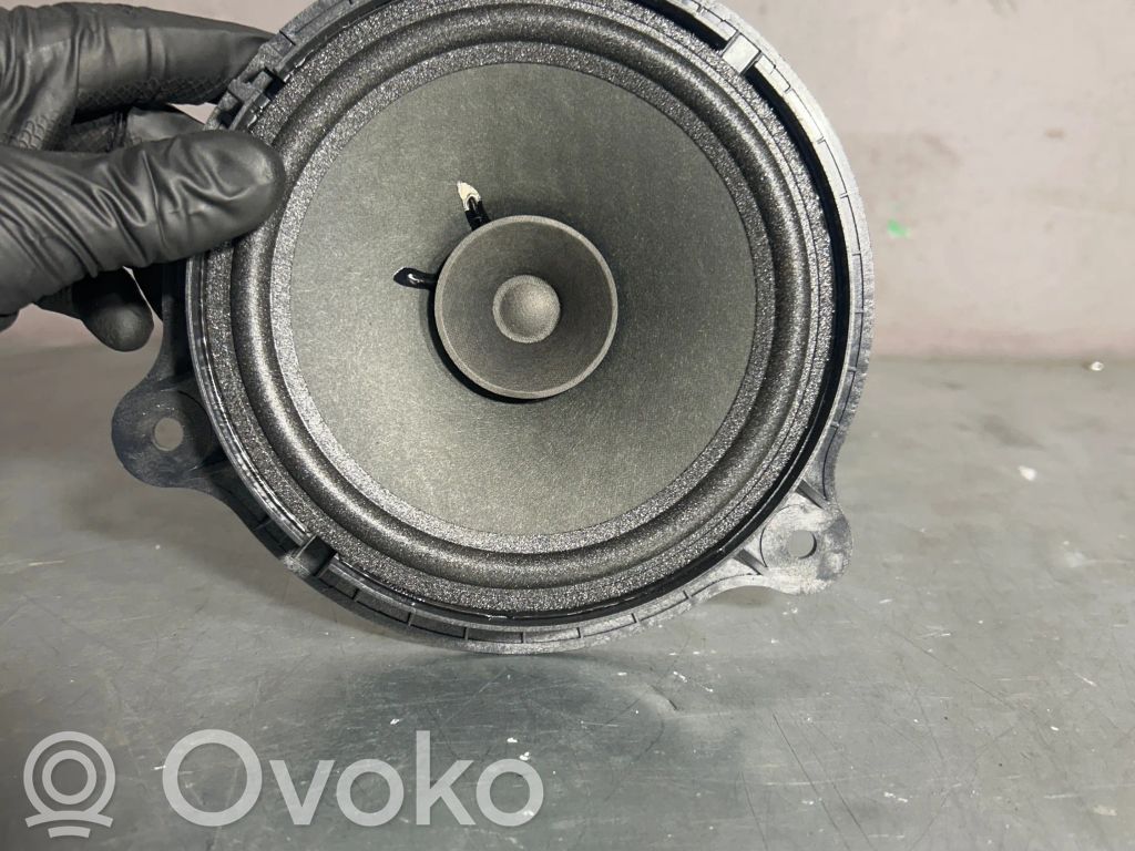 Etuoven kaiutin   28156BR00A,B13100
