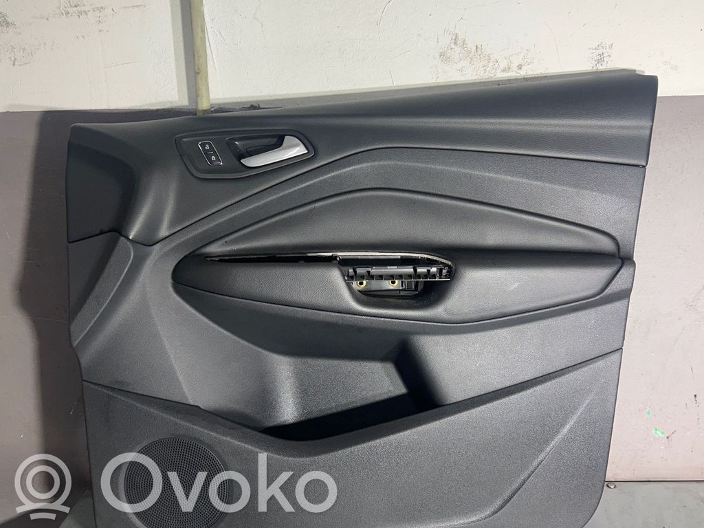 Ford Kuga II Boczki / Poszycie drzwi przednich 