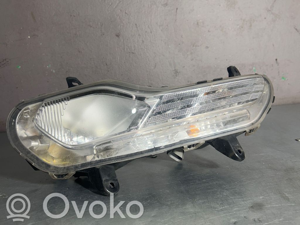 Ford Kuga II Etusumuvalo 