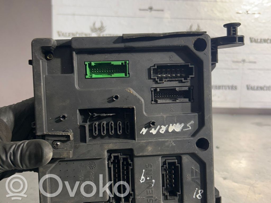 Volkswagen Sharan Saugiklių blokas 