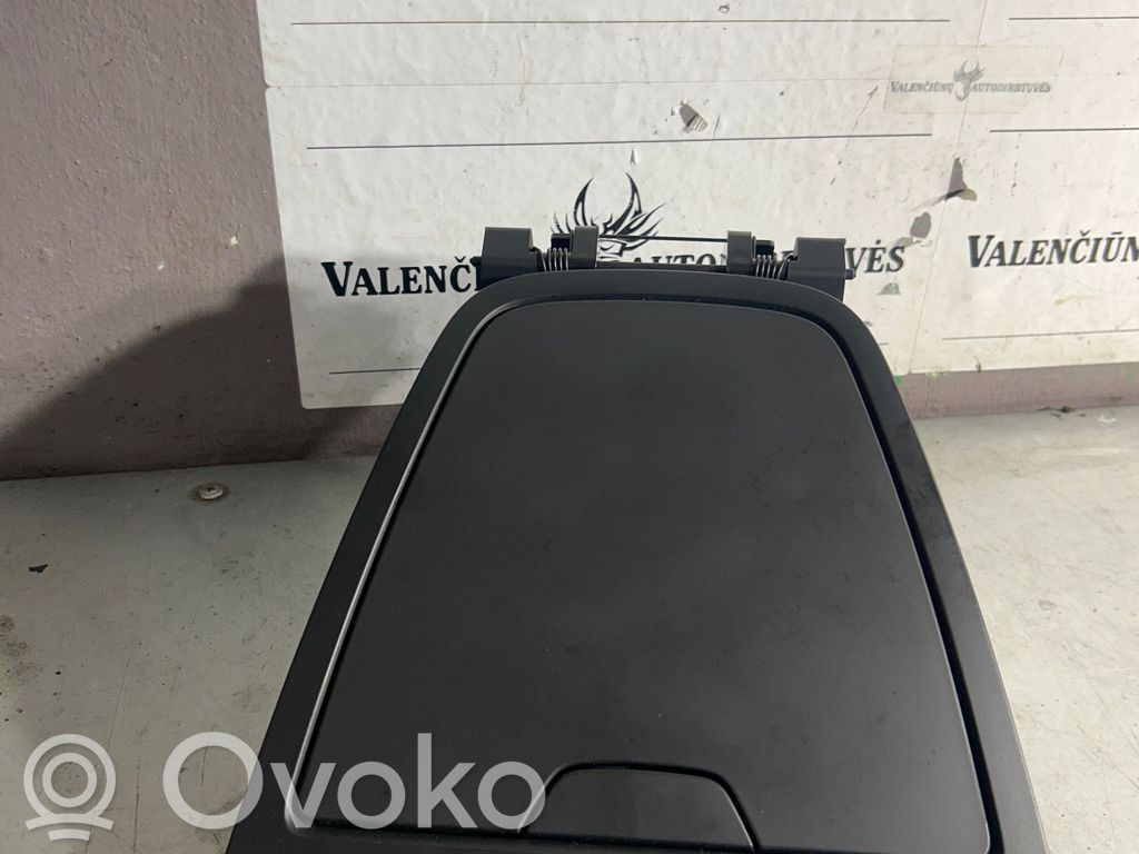 Renault Captur Glove box 