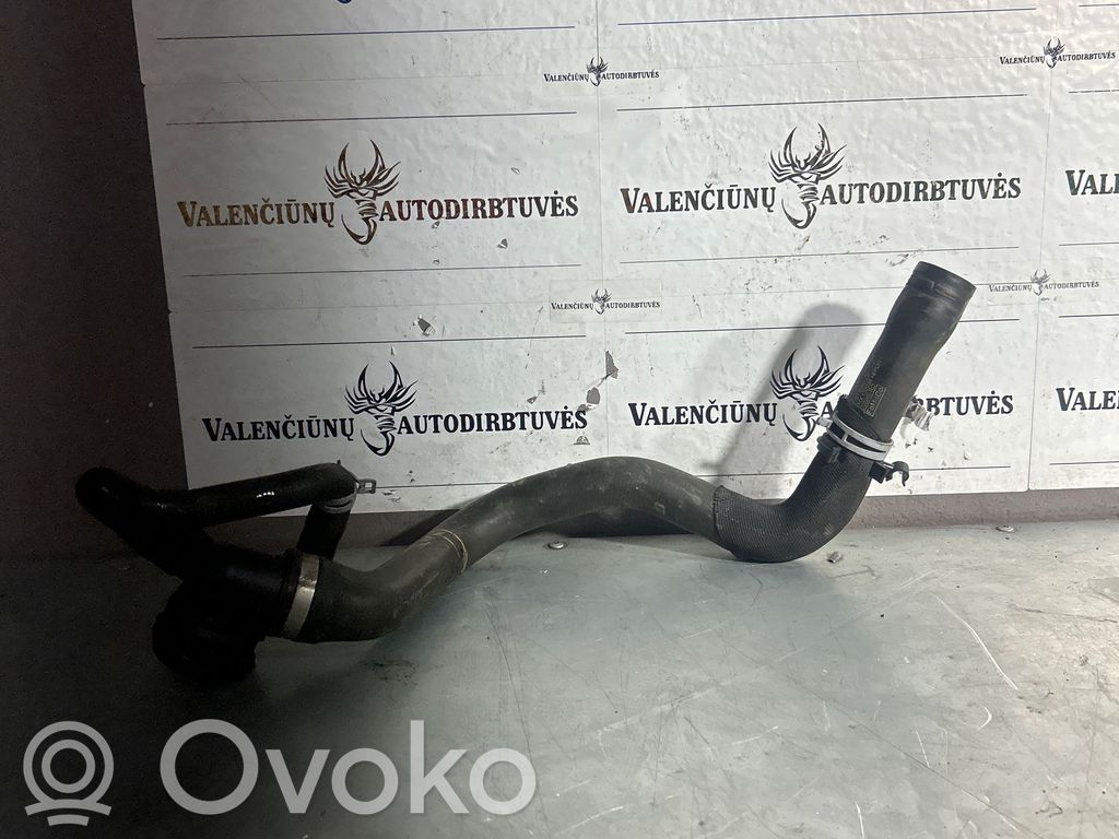 Ford Kuga II Engine coolant pipe/hose 