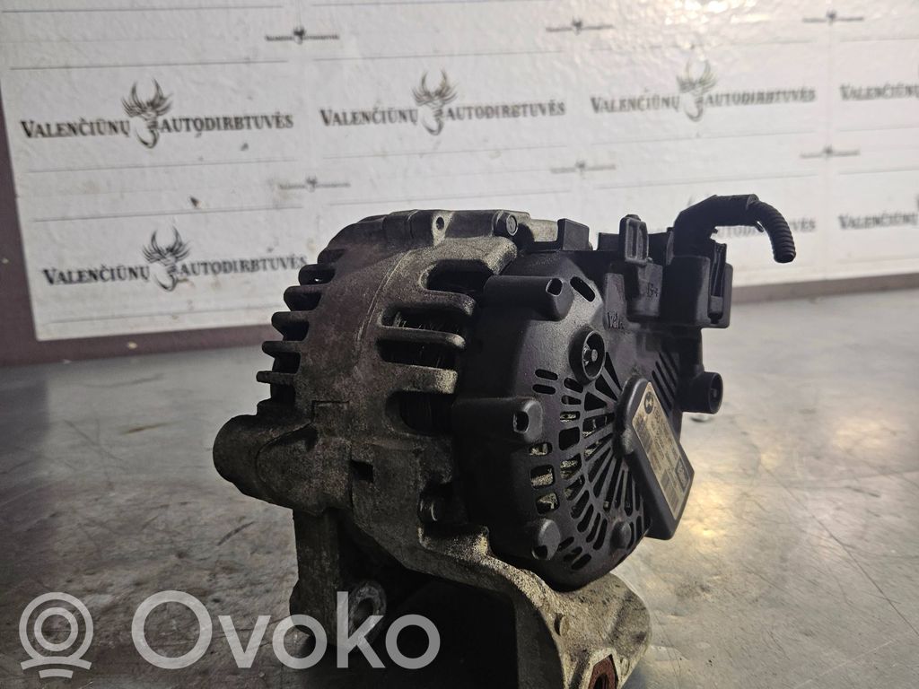 BMW 3 E92 E93 Alternador 